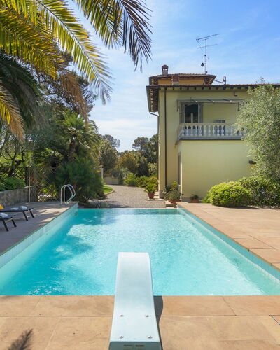 Villa Gaius 8+2: Swimming Pool, Blue, Resort, Composite Material, Eco Hotel, Shade, Outdoor Furniture, Thermae, Hacienda, Sunlounger