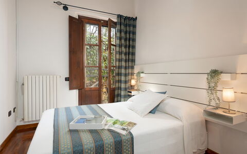 Villa Nikka 6: Legna, Mobilia, Interior Design, Camera Da Letto, Letto, Casa, Biancheria, Camera, Bedding, Lenzuolo