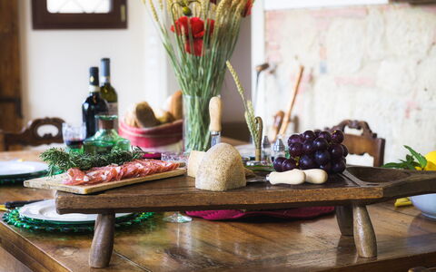 Il Fienile 4: Cibo, Produrre, Tavola, Frutta, Ingrediente, Tavolo, Mobilia, Natural Foods, Serveware