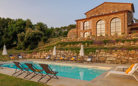 Villa Il Pozzo 14: Piscina, Estate, Villetta, Agriturismo, Giardino, Ricorrere, Villa, Landscaping, Hacienda, Eco Hotel