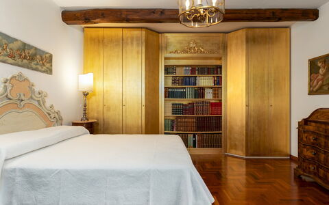 Villa Binetti 7: Furniture, Wall, Bedroom, Interior Design, Bed, Wood, Flooring, Floor, Yellow, Bed Sheet