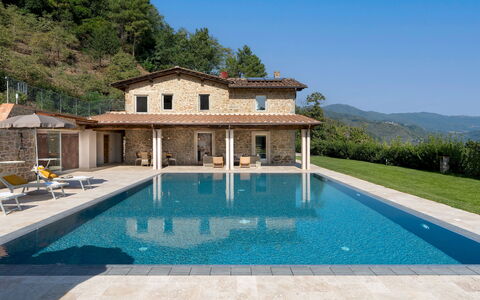 Villa Carlotta 8: Piscina, Ricorrere, Casa, Terme, Eco Hotel, Casa, Materiale Composito, Estate, Villa, Hacienda