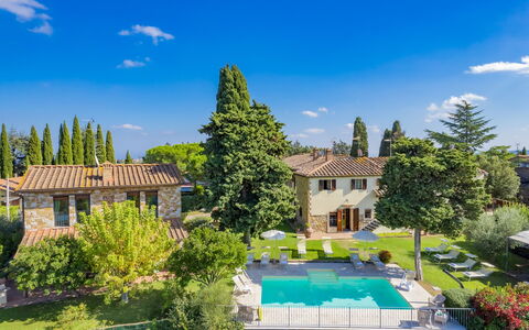 Gli Spilocchi 16: Zona Residenziale, Casa, Estate, Landscaping, Giardino, Dimora, Sobborgo, Piscina, Villa, Prato