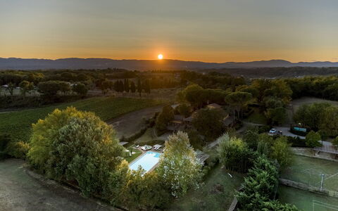 Podere Giardino 16+2: Nature, Landscape, Evening, Dusk, Sunlight, Sunrise, Lawn, Sunset, Landscaping