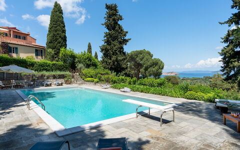 Casa del Duca 10: Blue, Swimming Pool, Resort, Outdoor Furniture, Eco Hotel, Garden, Shade, Landscaping, Resort Town, Tropics