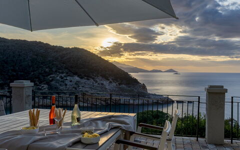 Villa Meraviglia 8: Costiera E Morfologie Oceanic, Mobilia, Costa, Collina, Mare, Mobili Da Esterno, Sedia, Ricorrere, Balcone, Oceano