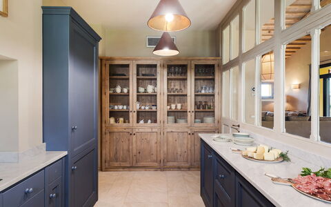 Casale Ansedonia 8+1: Interior Design, Cabinetry, Furniture, Kitchen, Wood, Flooring, Cupboard, Countertop, Floor, Shelving