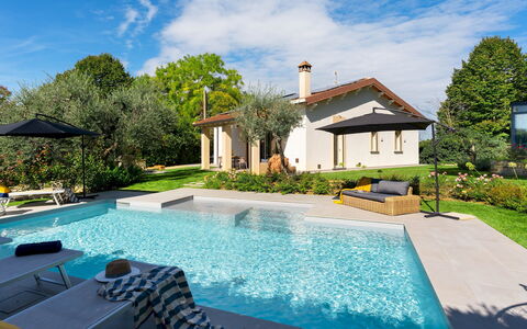 La Villanella 6: Piscina, Ricorrere, Zona Residenziale, Casa, Giardino, Tempo Libero, Eco Hotel, Giochi D'Acqua, Casa