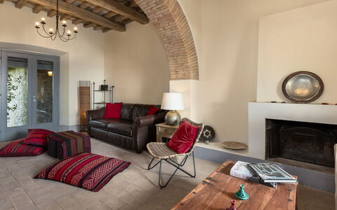 Villa dei Rosmarini 8: Furniture, Interior Design, Wall, Flooring, Couch, Floor, Living Room, Room, Wood, Ceiling