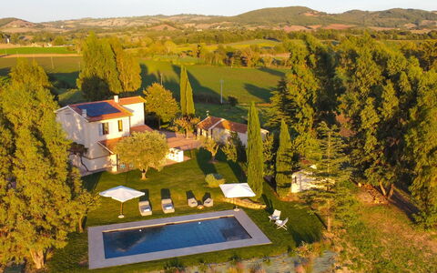 Casale Rondinella 6+2: Residential Area, House, Home, Estate, Swimming Pool, Landscaping, Garden, Lawn, Mansion, Suburb