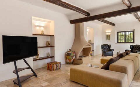 Casale Rondinella 6+2: Furniture, Flooring, Interior Design, Wall, Floor, Couch, Wood, Living Room, Ceiling, Room