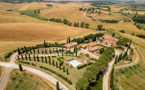 Casale Fienile 8: Piantagione, Estate, Giardino, Landscaping, Parco, Dimora, Villa, Agriturismo, Hedge
