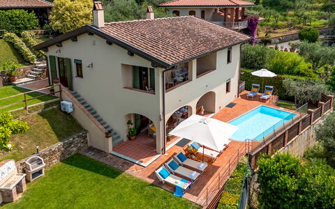 Villa Jasmine 8: Zona Residenziale, Casa, Piscina, Casa, Ricorrere, Eco Hotel, Estate, Villetta, Villa, Hacienda