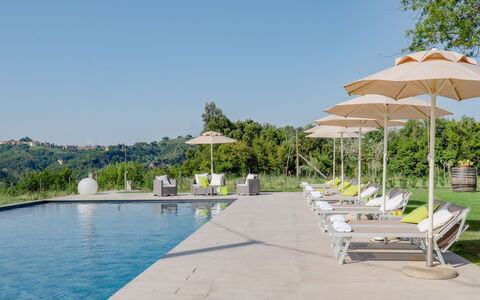 Villa Iole 14: Piscina, Mobili Da Esterno, Lettino, Ombrello, Ricorrere, Tempo Libero, Landscaping, Giardino, Estate, Eco Hotel