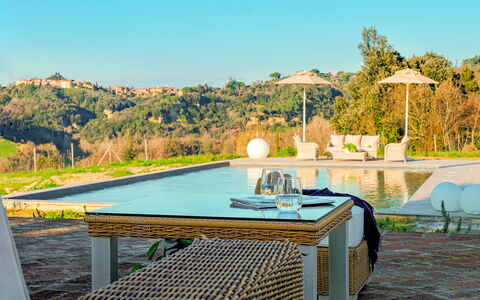 Villa Iole 14: Mobilia, Mobili Da Esterno, Sedia, Piscina, Ricorrere, Ombrello, Eco Hotel, Lettino, Shade, Tavolo Esterno