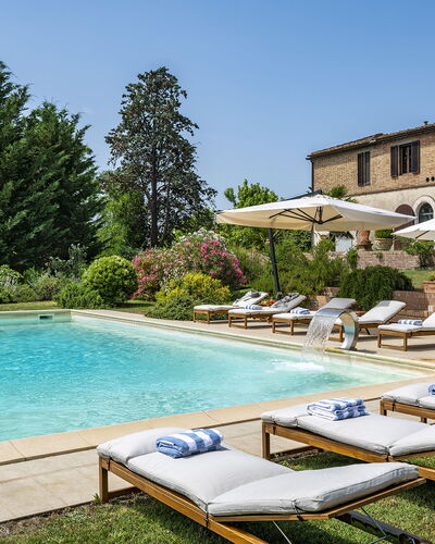 Podere Casanovina 12: Swimming Pool, Outdoor Furniture, Resort, Sunlounger, Estate, Umbrella, Villa, Hotel, Hacienda, Garden