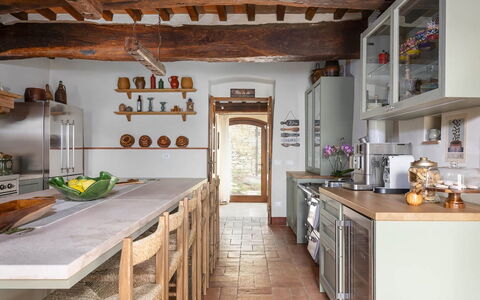 Muricciaglia 14: Furniture, Kitchen, Interior Design, Flooring, Wood, Countertop, Cabinetry, Home, Floor, Ceiling