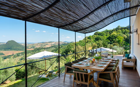 Villa Francesca 10: Mobili Da Esterno, Eco Hotel, Shade, Hill Station, Sedia, Catena Montuosa, Tavolo Esterno, Cucina & Sala Da Pranzo Tavolo, Balcone, Ricorrere