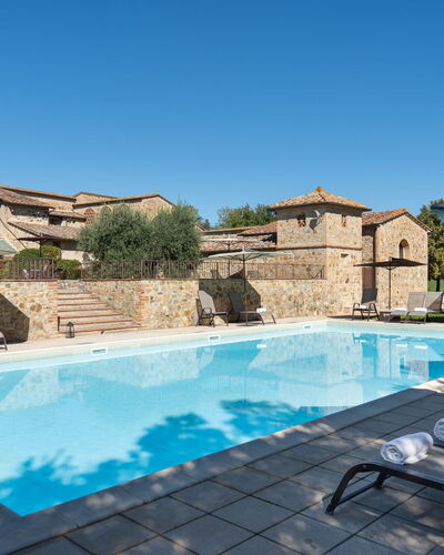 Villa le Beringhe 30: Swimming Pool, Resort, Estate, Outdoor Furniture, Villa, Hotel, Hacienda, Eco Hotel
