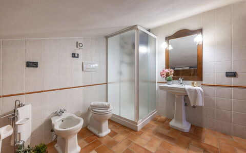 La Burraia 18: Flooring, Interior Design, Plumbing Fixture, Floor, Furniture, Sink, Ceiling, Tap, Bathroom, Room