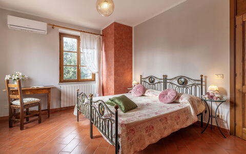 La Burraia 18: Furniture, Bed, Interior Design, Bedroom, Wall, Bed Sheet, Bedding, Wood, Linens, Flooring