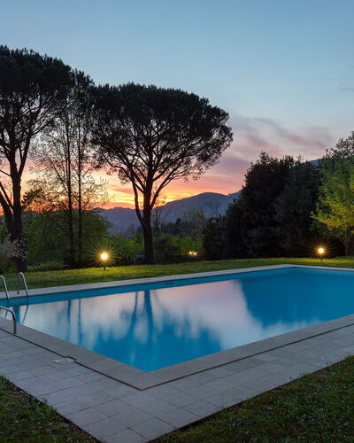 Villa delle Silerchie 10: Swimming Pool, Resort, Thermae, Leisure, Eco Hotel, Mountain Range, Lawn, Outdoor Furniture, Shade, Landscaping