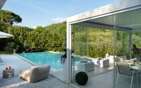 Villa Lunezia 6: Piscina, Mobilia, Mobili Da Esterno, Shade, Ricorrere, Struttura Esterna, Eco Hotel, Sedia, Portico, Giardino