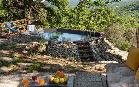 Cottage Dolcevista 4+2: Piscina, Mobilia, Mobili Da Esterno, Tempo Libero, Sedia, Giardino, Giochi D'Acqua, Backyard, Shade, Lettino