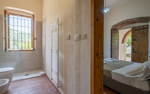 Casale le Lupe Apartments: Parete, Soffitto, Camera, Brick, Color Legno, Latifoglie, Gesso