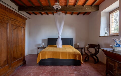 Casa Clara Pool, Casole Elsa, Monti: Furniture, Interior Design, Flooring, Bed, Bedroom, Wall, Floor, Wood, Ceiling, Room