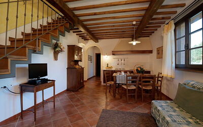 Alloggio:&nbsp;Lari 150.2