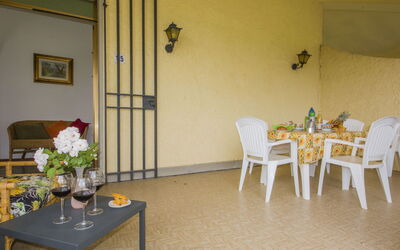 Accommodation:&nbsp;Magnolia 140.3