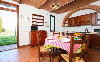 Accommodation:&nbsp;A1 640.3