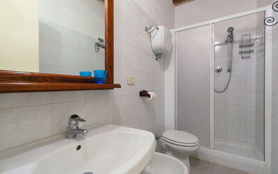 Accommodation:&nbsp;A1 640.3