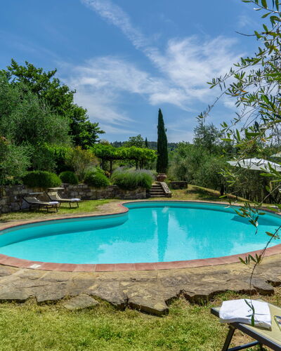 Cafaggio di Sopra: Water, Cloud, Property, Sky, Plant, Swimming Pool, Azure, Botany, Natural Landscape, Shade