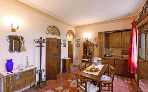 Santo Agostino: Room, Property, Building, Interior Design, Furniture, Ceiling, Real Estate, Yellow, House, Suite