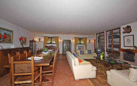 Accommodation:&nbsp;Chiesanuova 2