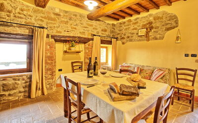 Accommodation:&nbsp;Orietta 2