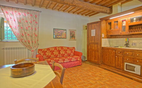 San Donato: Room, Property, Furniture, Building, House, Interior Design, Floor, Real Estate, Living Room, Ceiling