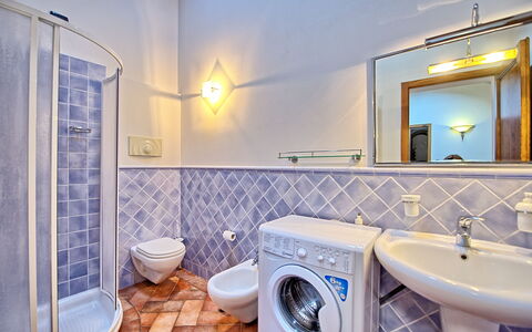 Certaldo: Bathroom, Property, Room, Interior Design, Real Estate, Building, Laundry Room, House, Home, Tile