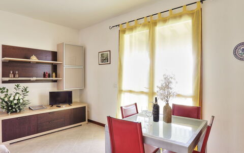 Accommodation:&nbsp;B9 50.1