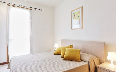 Accommodation:&nbsp;B19 50.3