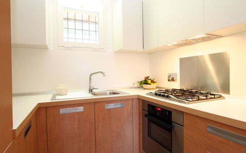 Accommodation:&nbsp;Exquisite Elba 100.3