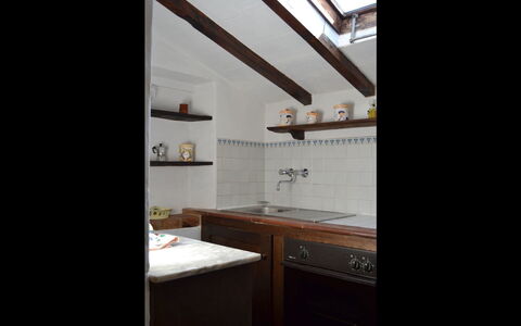 Fattoria la Gabola: Camera, Proprietà, Costruzione, Interior Design, Casa, Architettura, Mobilia, Cucina, Proprietà Del Materiale, Loft