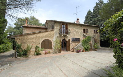 Alloggio:&nbsp;Alari 3