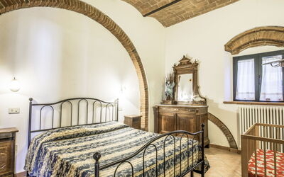 Accommodation:&nbsp;Coast 110.1