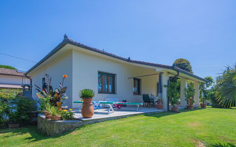 Marinella: Sky, Plant, Building, Window, Property, House, Door, Tree, Land Lot, Grass