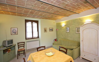 Accommodation:&nbsp;Trasimeno 2