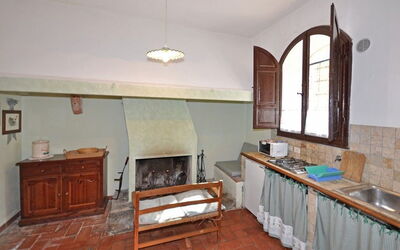 Accommodation:&nbsp;Lauro