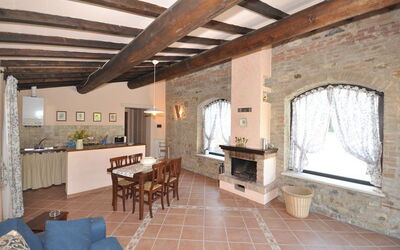 Accommodation:&nbsp;Olivo